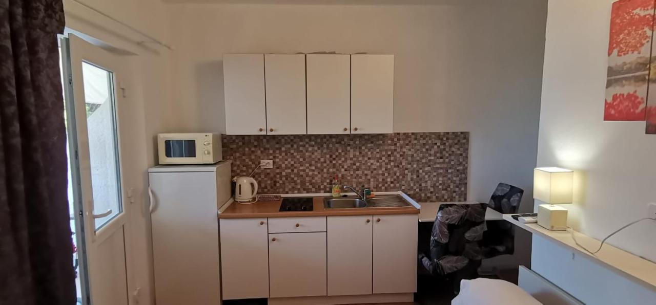 Apartmani Andrija Živogošće Kültér fotó
